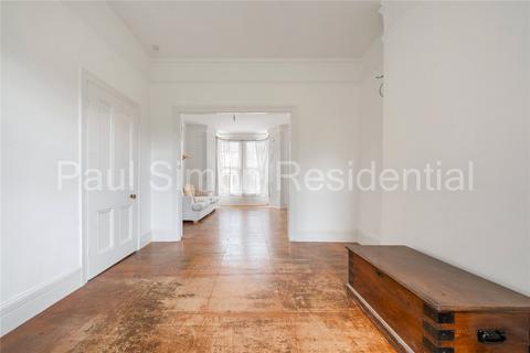 3 bedroom end of terrace house for sale, Venetia Road, Finsbury Park, London, N4