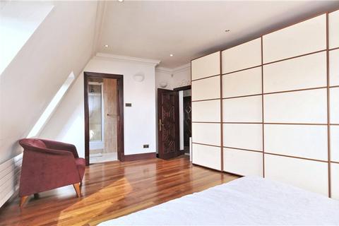 4 bedroom penthouse to rent, Fitzjohn's House, 46 Fitzjohn's Avenue, Hampstead, London, NW3