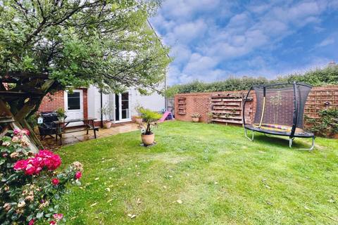 3 bedroom detached house for sale, Chard Lane, Ringwood, BH24 3FJ