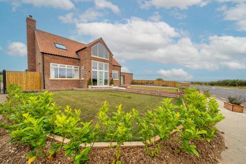 3 bedroom detached house for sale, Grafters House, Butts Hill, Reighton, Filey