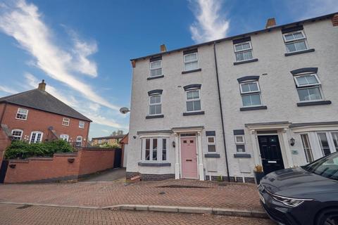 4 bedroom semi-detached house to rent, Montgomery Road, Earl Shilton