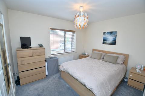 3 bedroom terraced house for sale, Amersham Park Road, Salford, M6