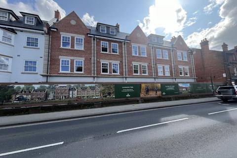 Retail property (high street) for sale, Lyndhurst Park, High Street, Lyndhurst, SO43 7BB