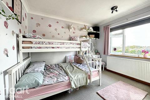 55 Beauvale Crescent, Hucknall, Nottingham, NG15 6PQ