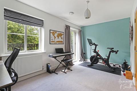 8 Mowbray Close, Epping, CM16 5AZ