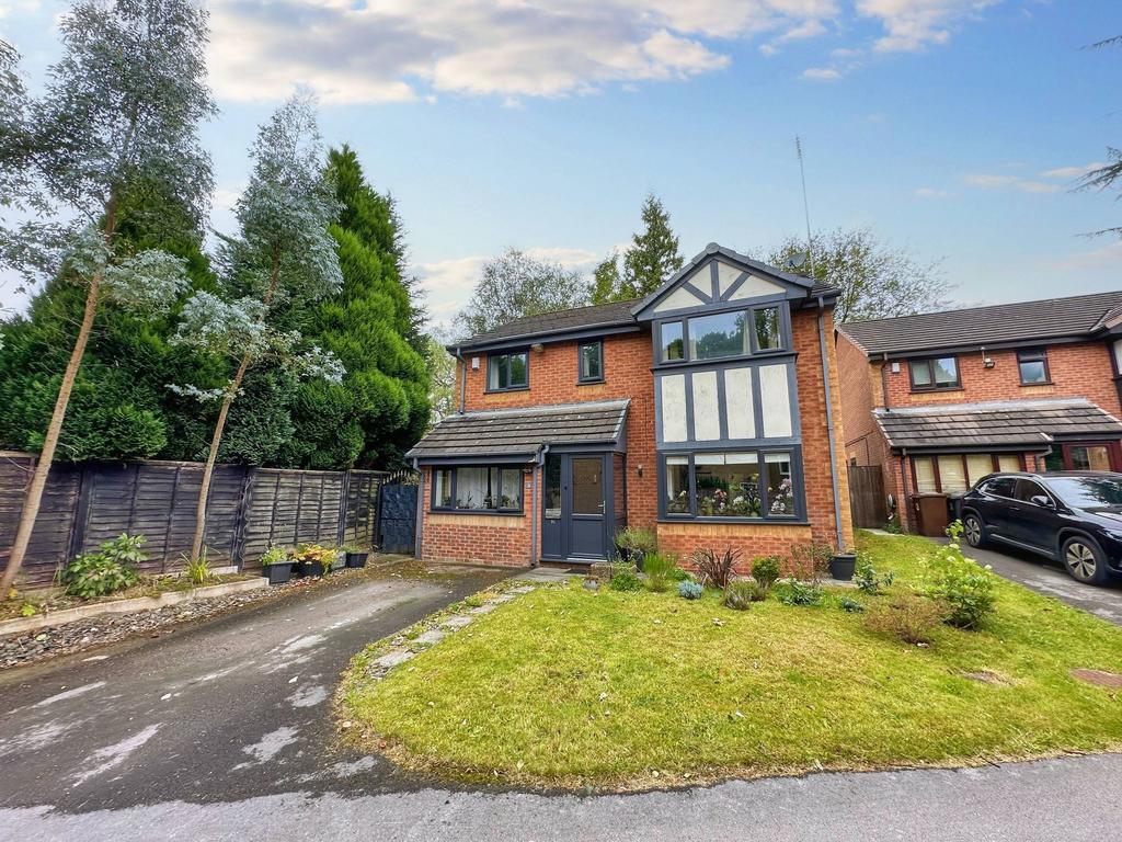 Butterstile Close, Prestwich, M25 4 bed detached house for sale £375,000