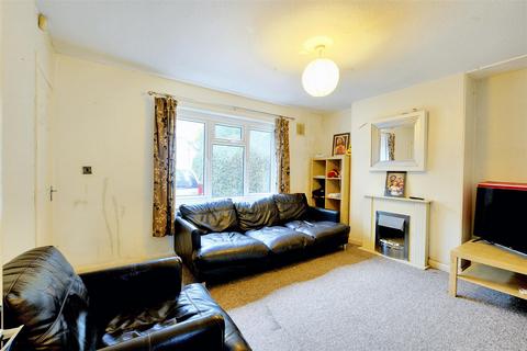 3 bedroom terraced house for sale, Baslow Drive, Lenton Abbey