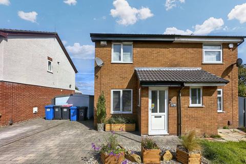 Pendlecroft Avenue, Swinton, M27