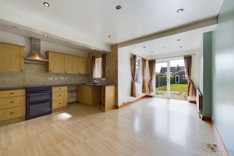 2 bedroom terraced house for sale, Stanton Avenue, Spinney Hill, Northampton, NN3 6BZ