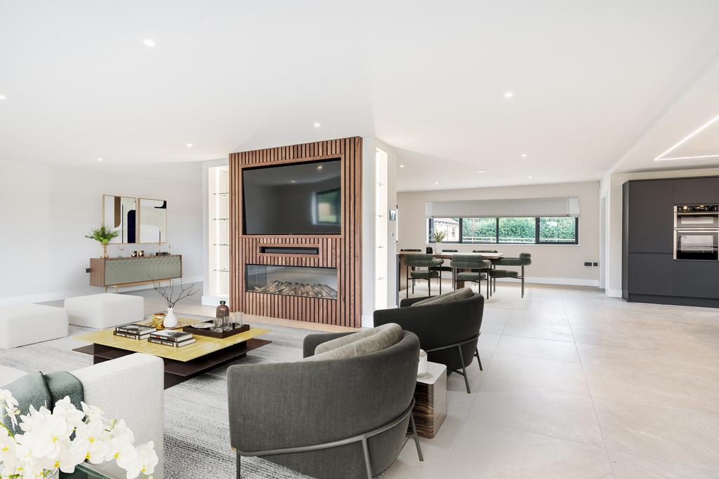 Open Plan Kitchen / Dining / Family Room