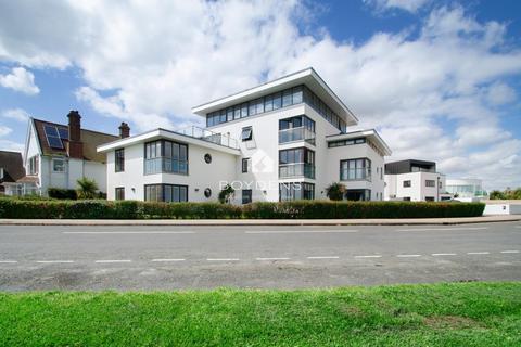 Apartment 1, 2 Cliff Way, Frinton-on-sea, CO13 9NL