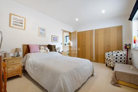 Apartment 1, 2 Cliff Way, Frinton-on-sea, CO13 9NL