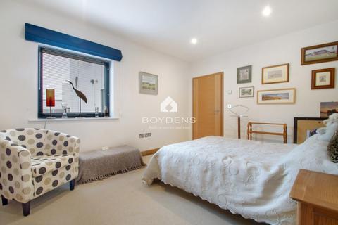 Apartment 1, 2 Cliff Way, Frinton-on-sea, CO13 9NL