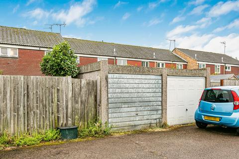 50 Maplefield, Park Street, St Albans, AL2 2BG