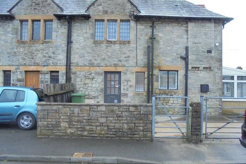 3 bedroom cottage to rent, Pen-y-fai CF31