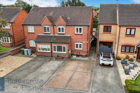 3 bedroom semi-detached house to rent, Sandhills Park, Newark