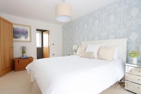 33 Buckingham Road, Epping, CM16 5AF