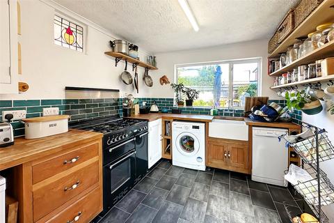 3 bedroom semi-detached house for sale, East Ham Road, Littlehampton, West Sussex