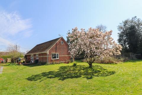 3 bedroom detached bungalow for sale, Providence Place, Briston