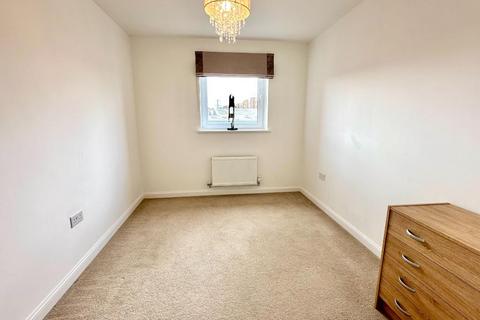 2 bedroom flat to rent, Fishwives Causeway, Portobello, Edinburgh, EH15