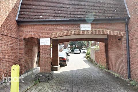 20 Wenlock Street, Luton, LU2 0NH