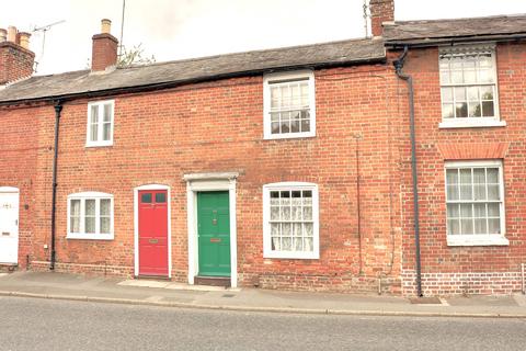 2 bedroom terraced house for sale, Romsey