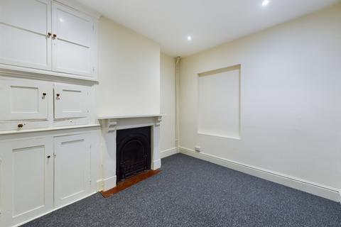 4 bedroom terraced house to rent, Mill Road, Cambridge