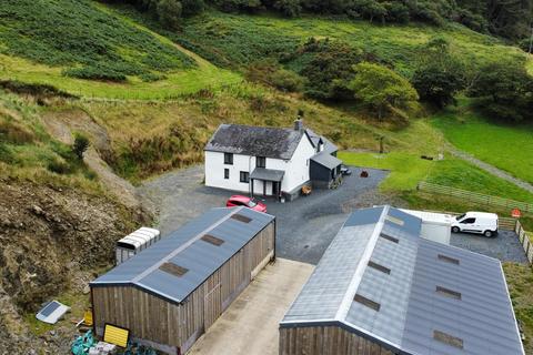 3 bedroom property with land for sale, Tywyn