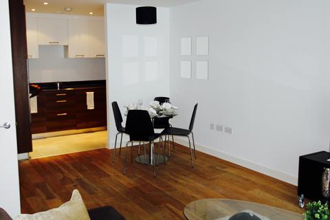 2 bedroom flat to rent, Harbinger Road, London E14