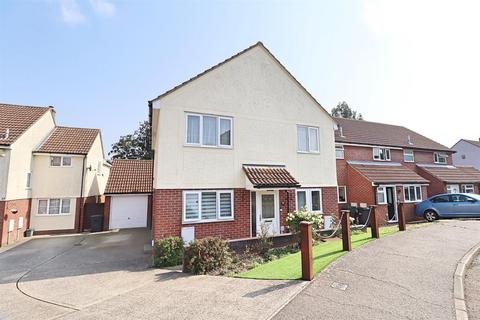 4 bedroom detached house for sale, Longleaf Drive, Braintree