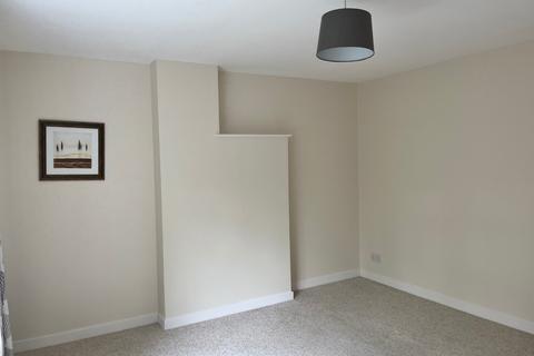 1 bedroom ground floor flat to rent, Church Gardens, Ravensthorpe, Northampton, NN6 8EY