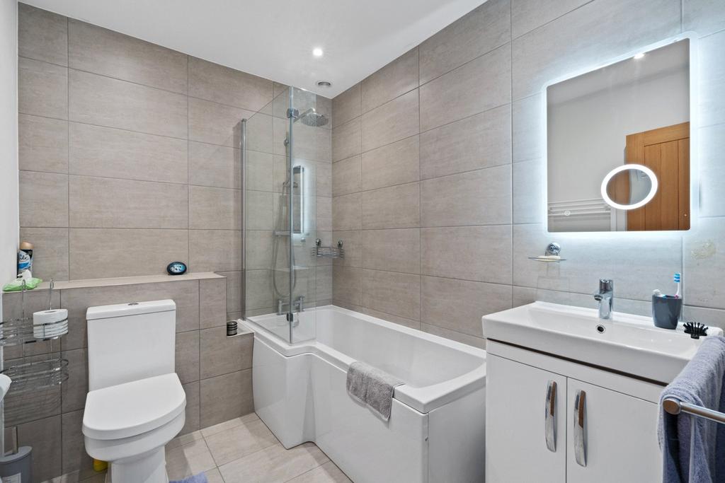 Bathroom/Wc