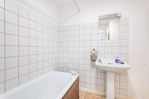 1 bedroom flat to rent, Netherwood Road, Brook Green, London, W14