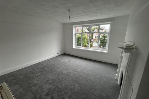 2 bedroom apartment to rent, Westbourne Crescent, Southampton