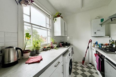 2 bedroom flat to rent, Wray Crescent, Finsbury Park