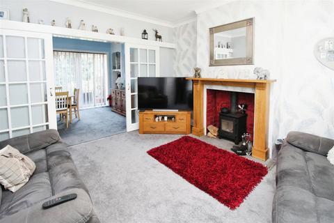 4 bedroom end of terrace house for sale, Cleckheaton Road, Bradford BD12