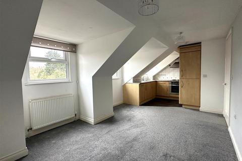 2 bedroom flat for sale, Radstock Road, Midsomer Norton, Radstock