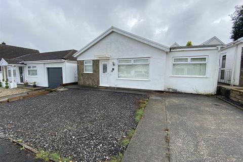 2 bedroom property for sale, Hendre Park, Llangennech, Llanelli