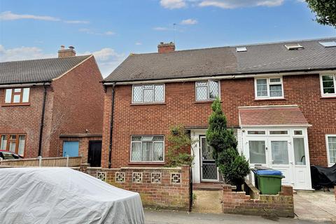 3 bedroom end of terrace house for sale, Borthwick Road, Stratford