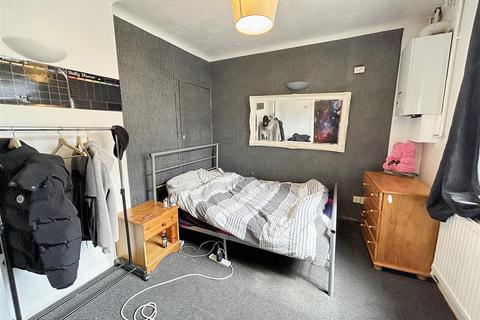 8 Borthwick Road, London, E15 1UD