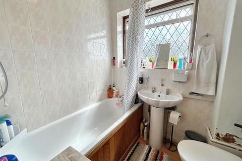 8 Borthwick Road, London, E15 1UD