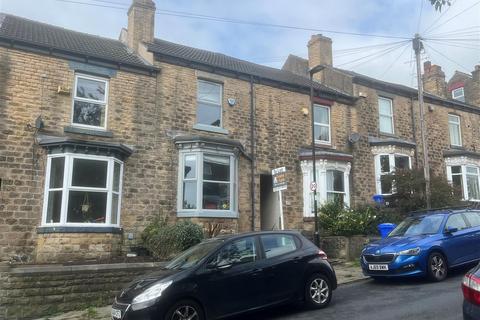 3 bedroom terraced house to rent, Mona Road, Sheffield