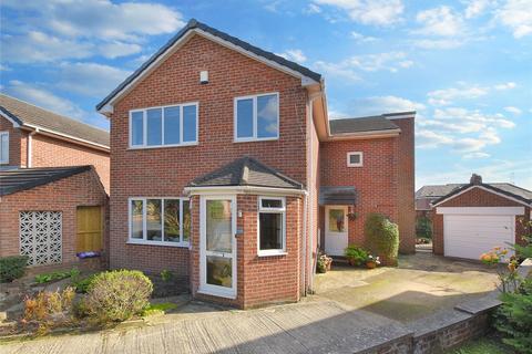 4 bedroom detached house for sale, Woodkirk Gardens, West Yorkshire