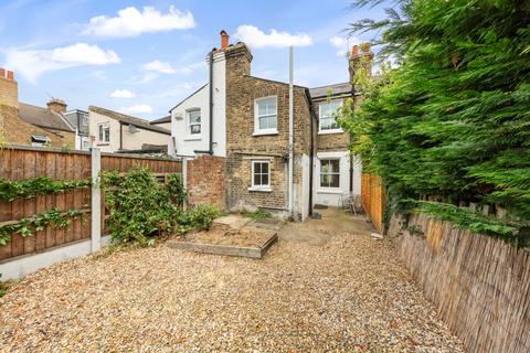 44 Furzefield Road, London, SE3 8TX