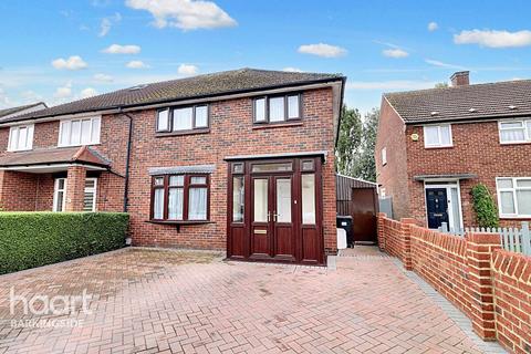 3 bedroom semi-detached house for sale, Marlyon Road, Hainault