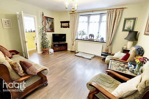 3 bedroom semi-detached house for sale, Marlyon Road, Hainault