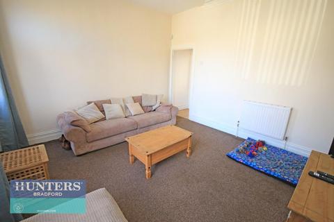 3 bedroom end of terrace house for sale, Ashfield, Tong, Bradford, West Yorkshire, BD4 9RL