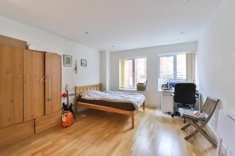 1 bedroom flat for sale, Popes Head Court, Peter Lane, York, YO1 8SU