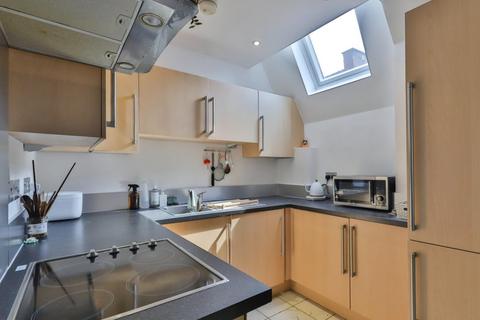 1 bedroom flat for sale, Popes Head Court, Peter Lane, York, YO1 8SU