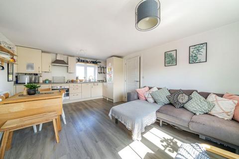 2 bedroom coach house for sale, Saxon Way, Bedford